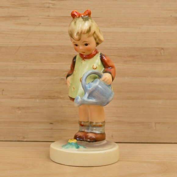 Vintage GOEBEL M J Hummel "Little Gardener" Porcelain Figurine, Made in Germany - Picture 1 of 8